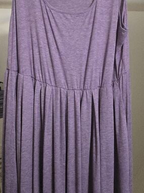 BloomChic Heather Lavender Scoop Neck Tank